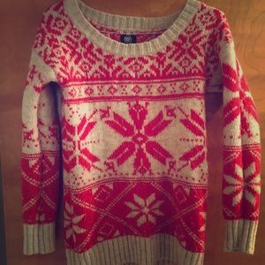 Red and White Nordic style sweater